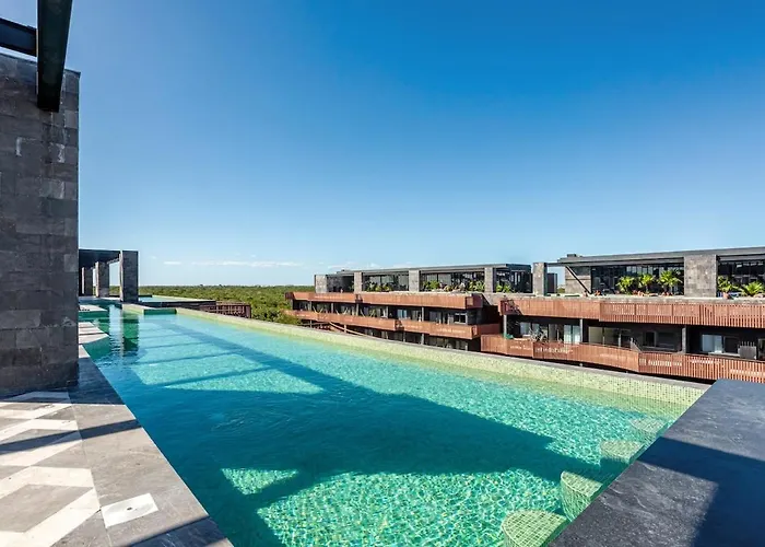 Apartment Luxury Steps From Rooftop Ocean Views Private Jacuzzi Cenotes & Ruins