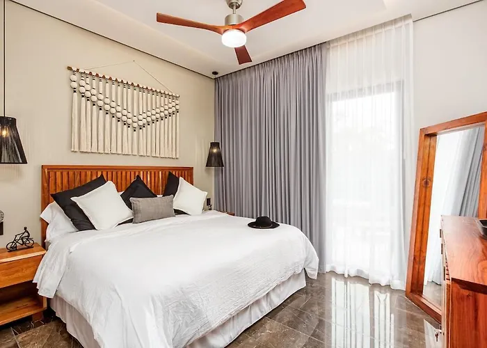 Luxury Steps From Rooftop Ocean Views Private Jacuzzi Cenotes & Ruins Apartment Tulum