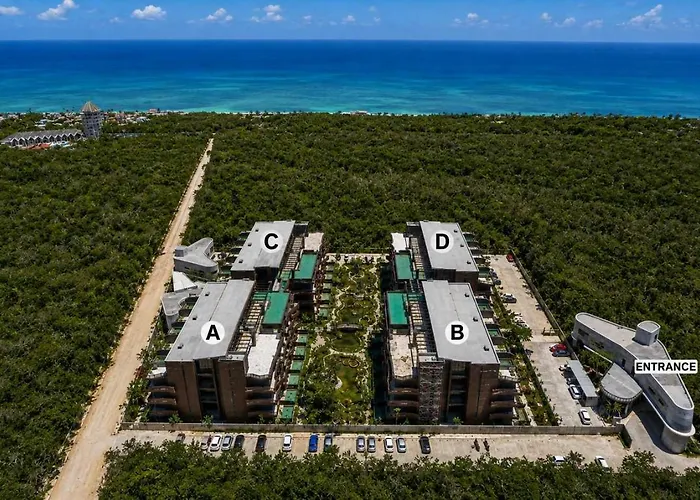 Luxury Steps From Rooftop Ocean Views Private Jacuzzi Cenotes & Ruins Apartment